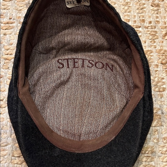 Steton Wool Driving Flat Cap - Picture 8 of 9